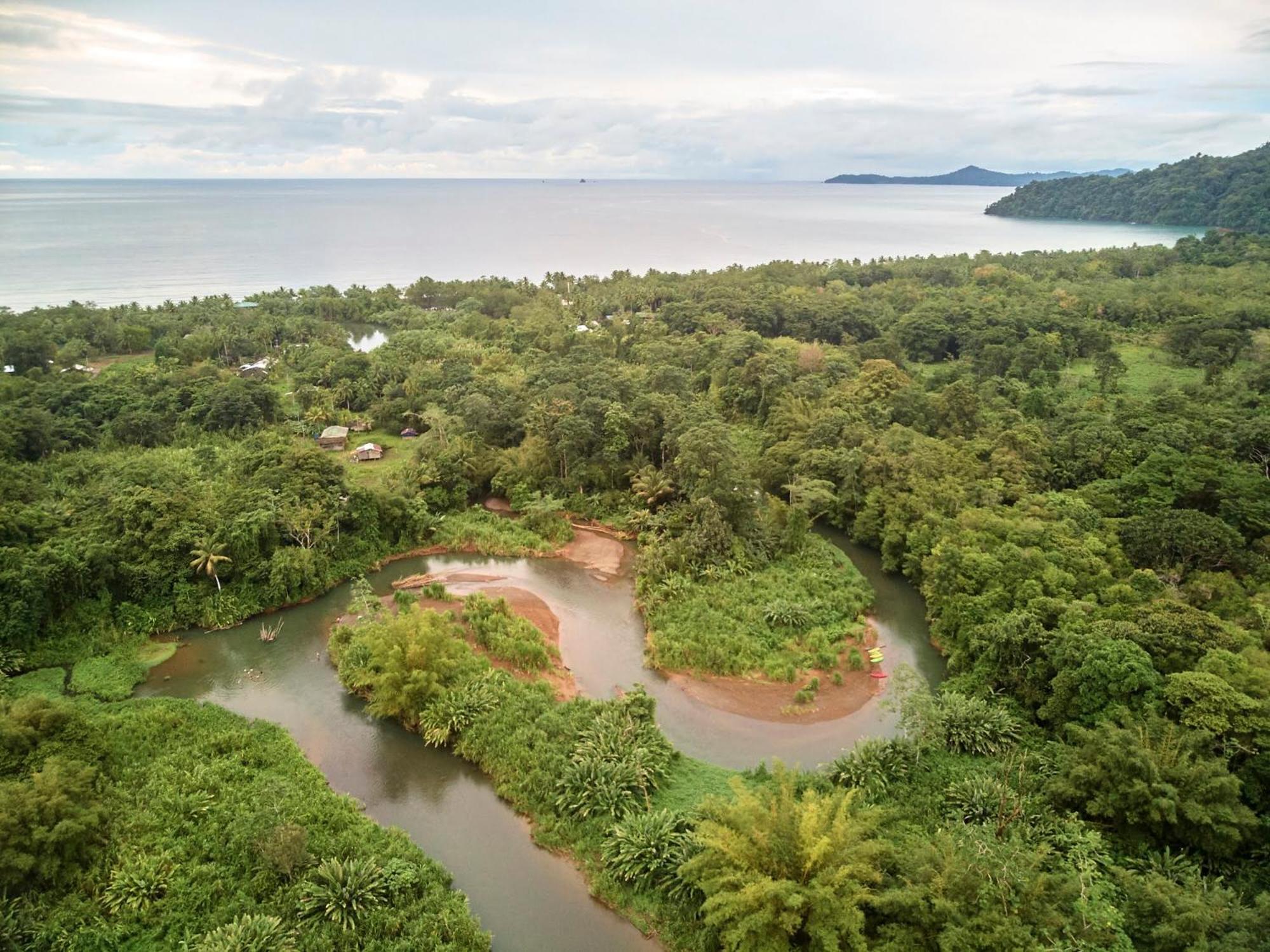 Jardin Botanico Del Pacifico Y Mecana Ecohotel Bahia Solano Luaran gambar